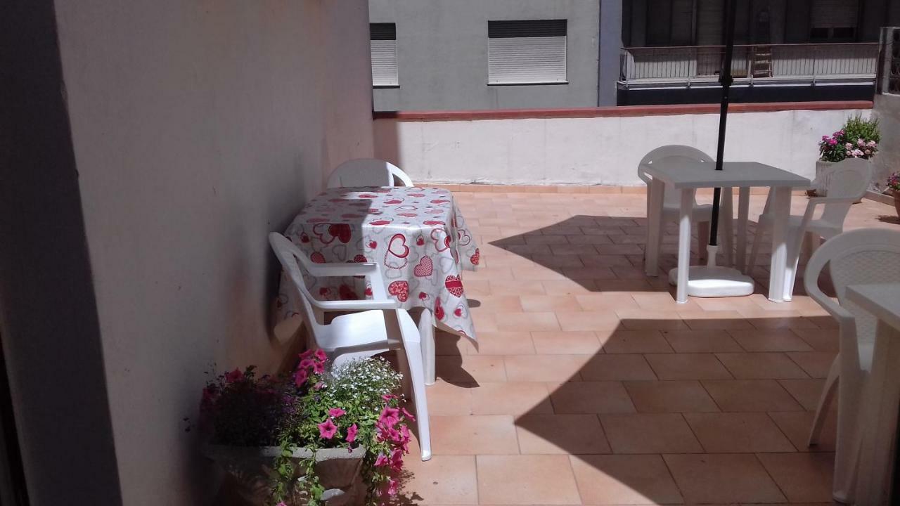 Camere In Affitto Sassari Extérieur photo