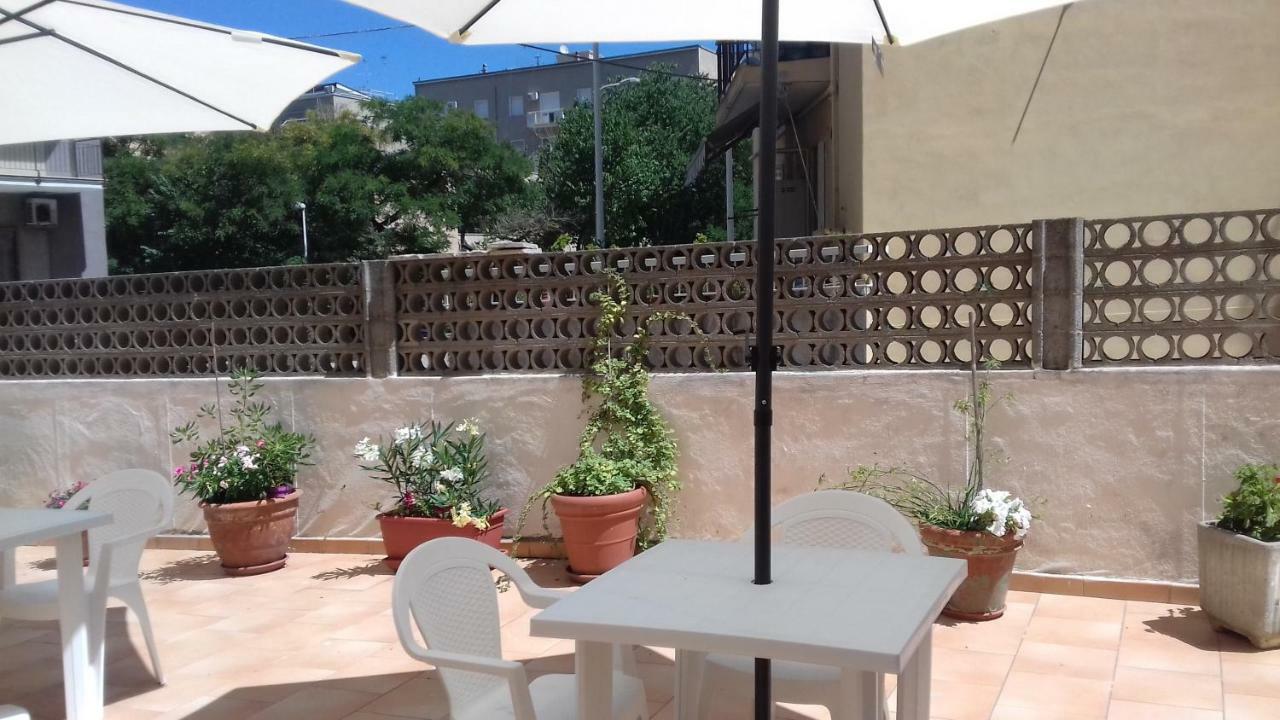 Camere In Affitto Sassari Extérieur photo