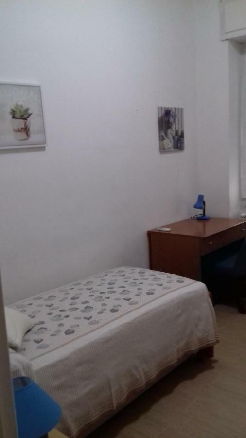 Camere In Affitto Sassari Extérieur photo