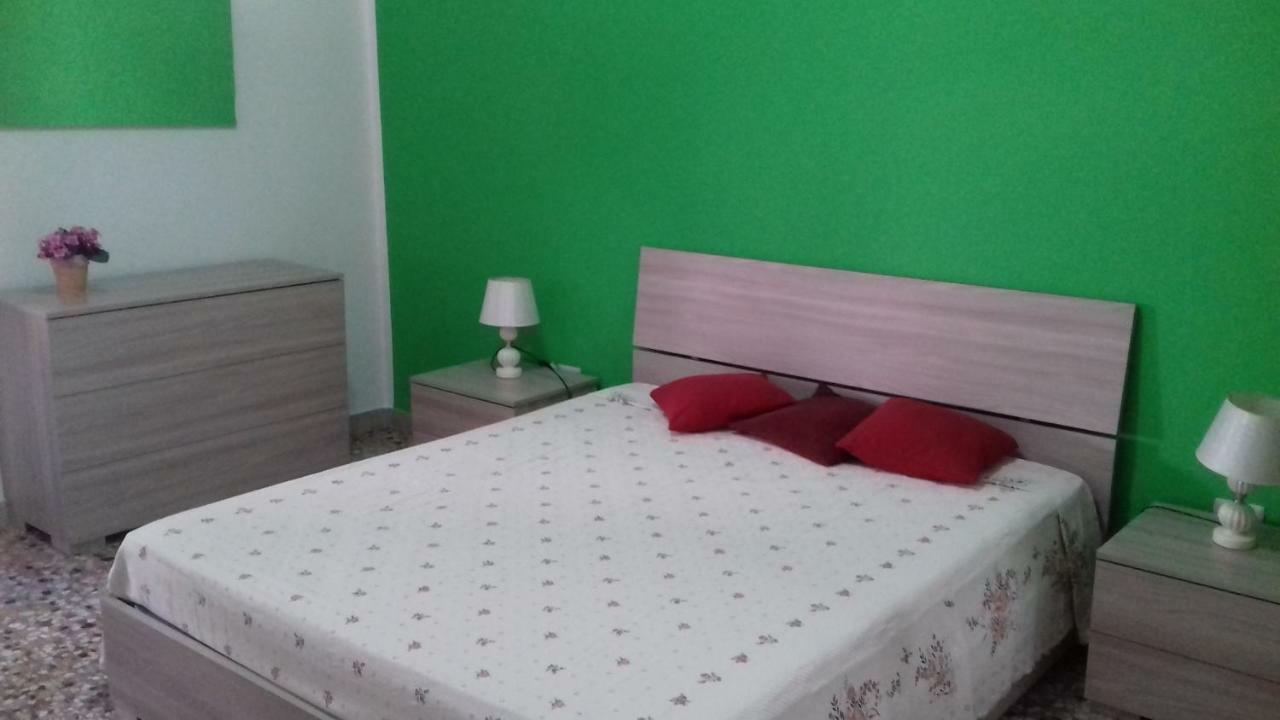 Camere In Affitto Sassari Extérieur photo